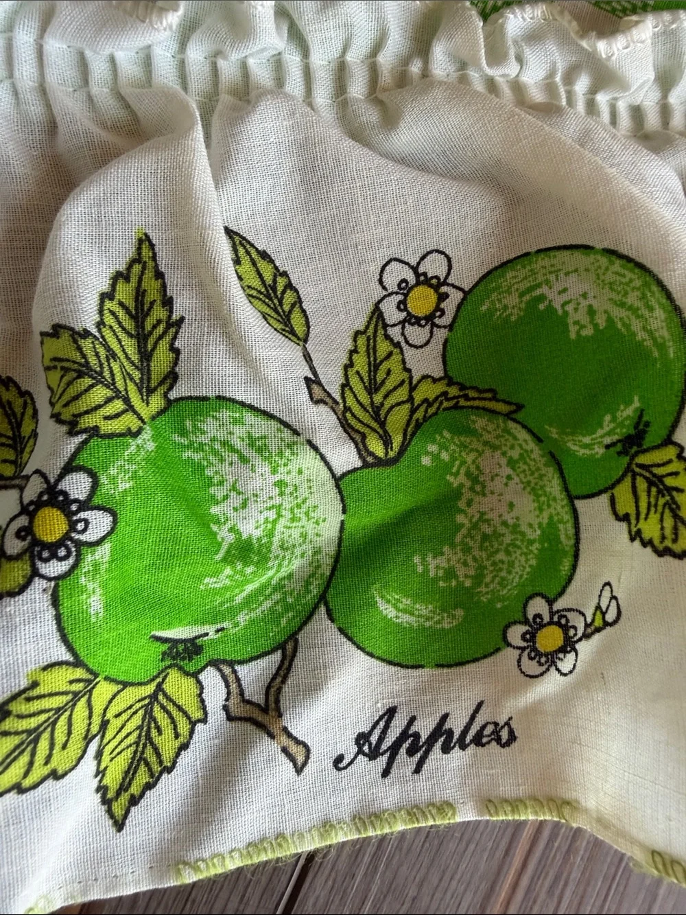 Vintage Green & White Gingham Green Apple Swag Curtain Valance Country Cottage